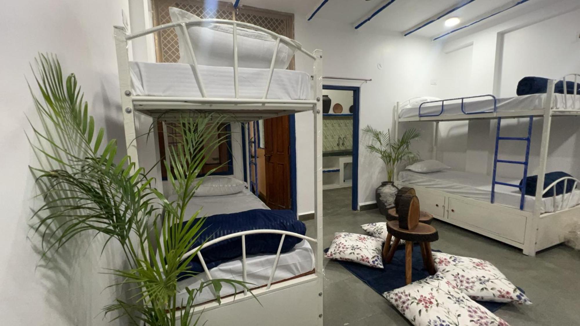 Auberge de jeunesse Pause à Ujjain Extérieur photo